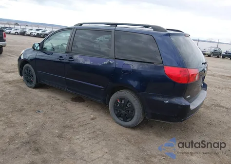 2007 Toyota Sienna Le z USA, uszkodzony, nr VIN 5TDZK23C17S027363